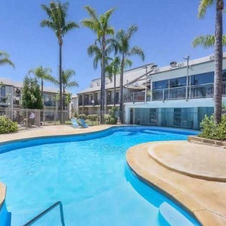 Oasis Mandurah Resort Kültér fotó