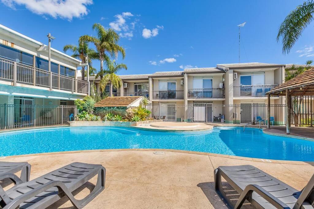 Oasis Mandurah Resort Kültér fotó